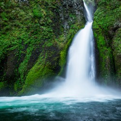 2572 Wahclella Falls